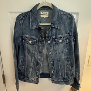 Madewell Denim Jean Jacket, Size Medium; Classic Style